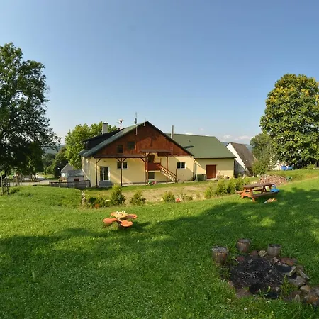 Pod Pralesem Guest house *