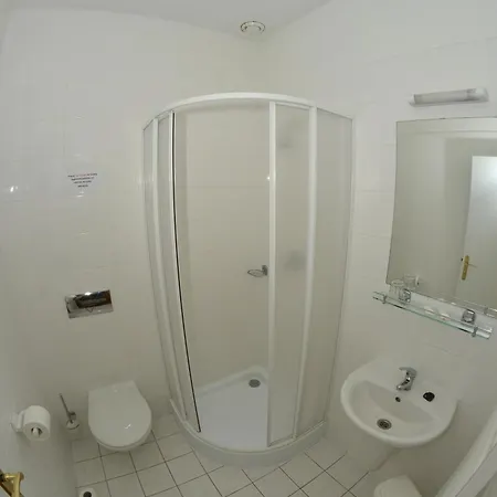 Pod Pralesem * Lenora